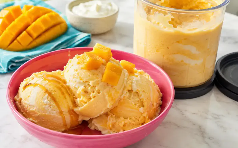 Mango frozen yogurt